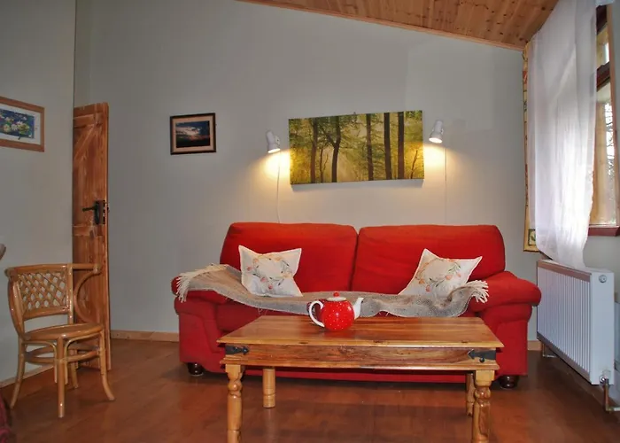 Meadowsweet Forest Lodge *