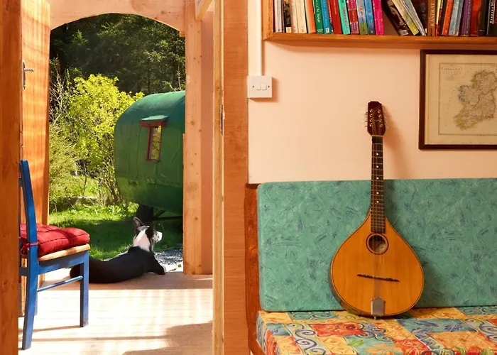 山林小屋 Meadowsweet Forest Fintown